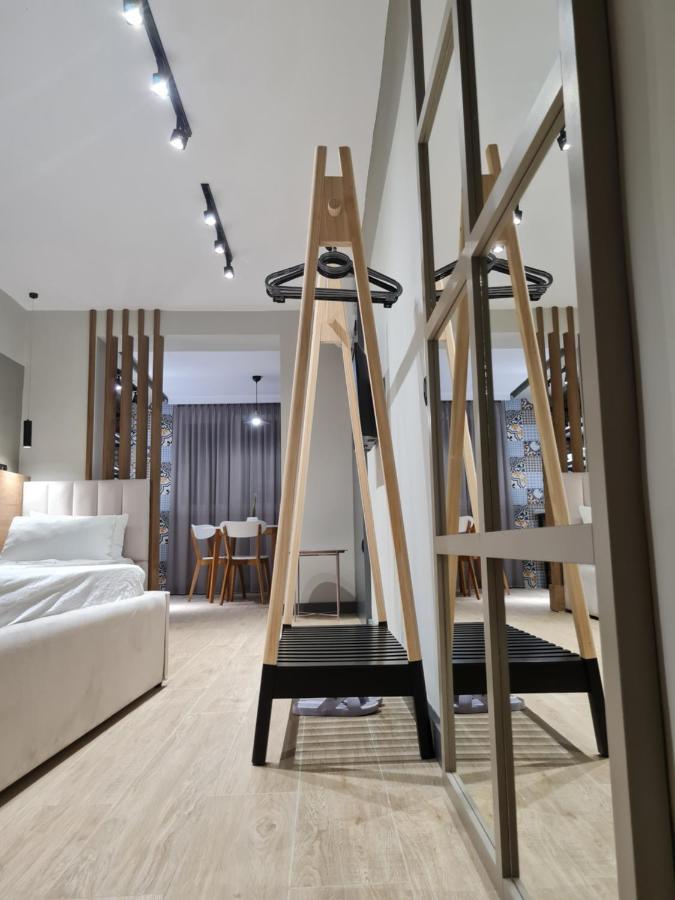 Tam Serviced Studio Apartment Myslym Shyri No1 Tirana Exterior foto